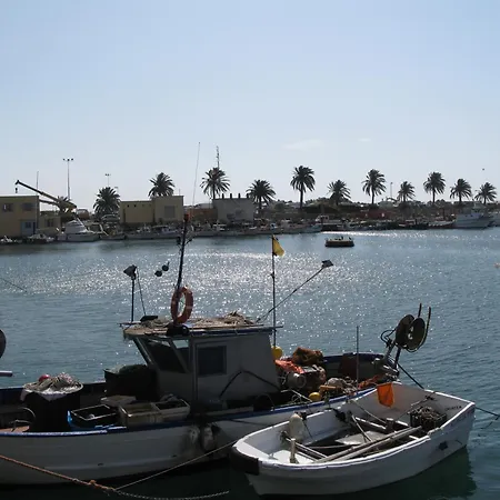 Ligurisches Rustico, Umgeben Von Olivenhainen Am Dorfrand * Imperia