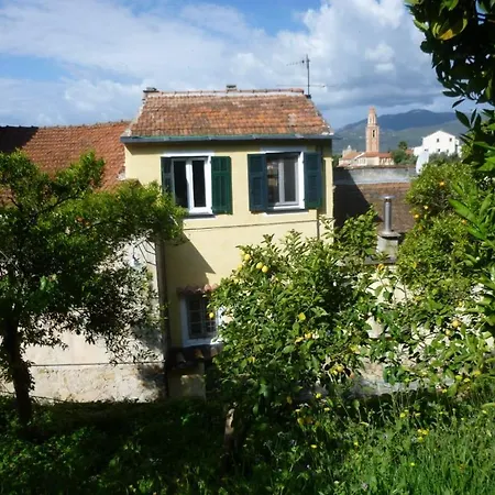Holiday home Ligurisches Rustico, Umgeben Von Olivenhainen Am Dorfrand *