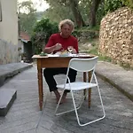 Ligurisches Rustico, Umgeben Von Olivenhainen Am Dorfrand * 임페리아